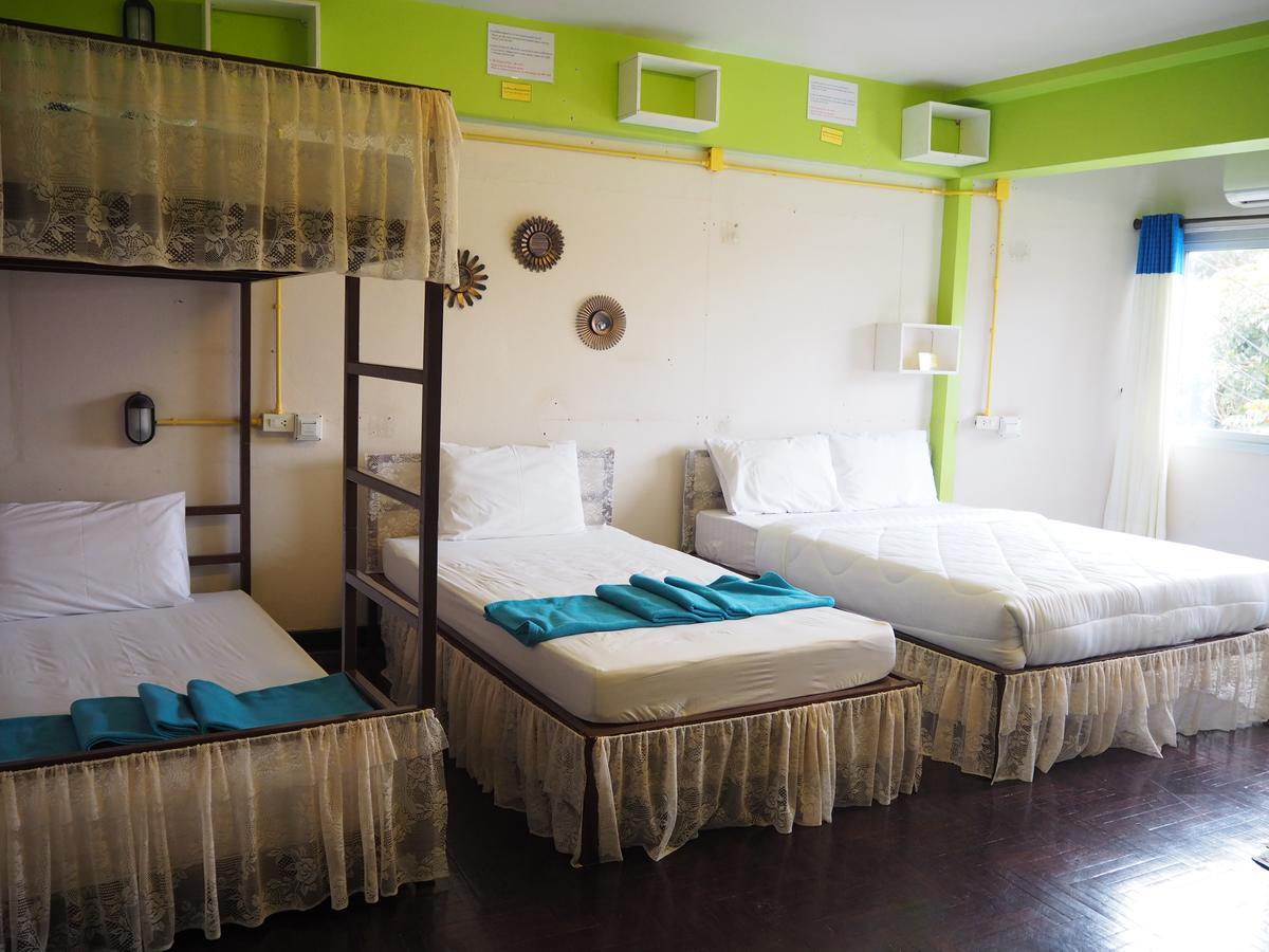 Fun-D Hostel Чианграй Экстерьер фото